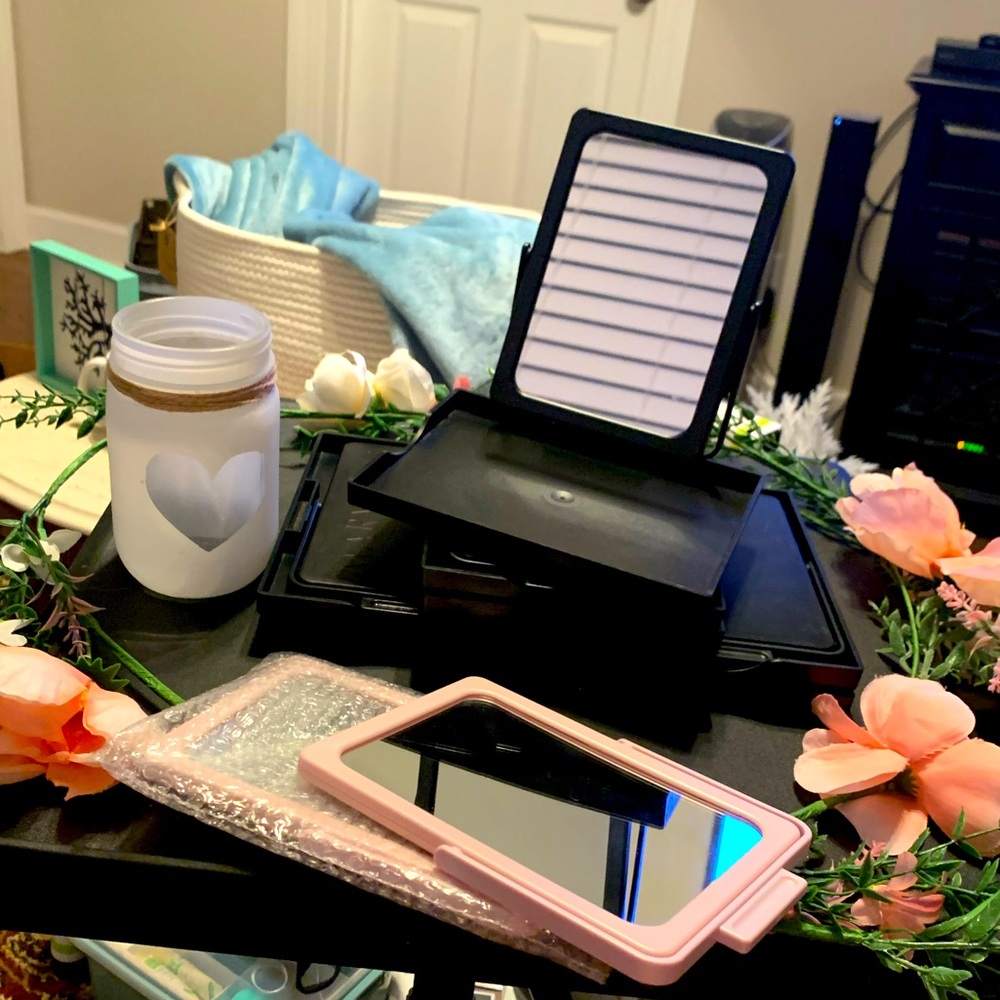 Pack of 6 Mary Kay Collapsible Mirror Trays Plus 2 Vintage Pink Mirror Inserts